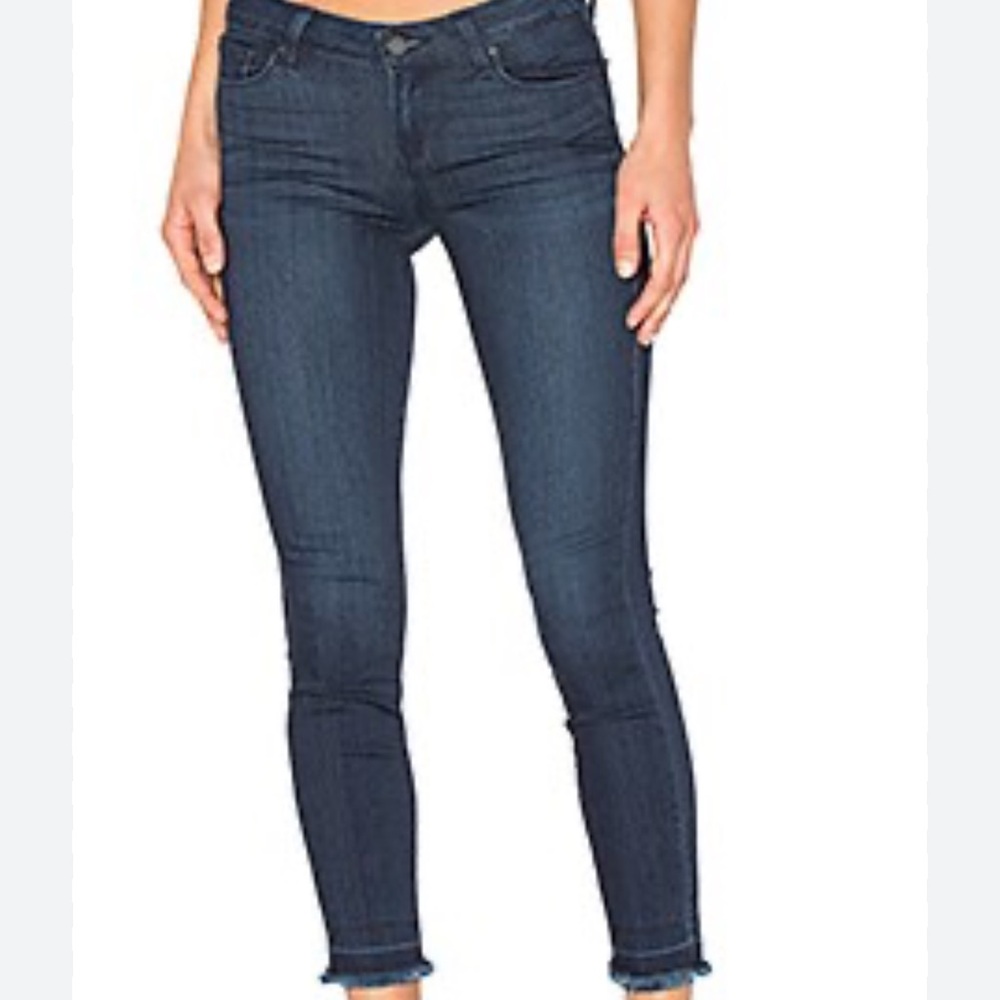 Paige Verdugo Crop in Henrietta